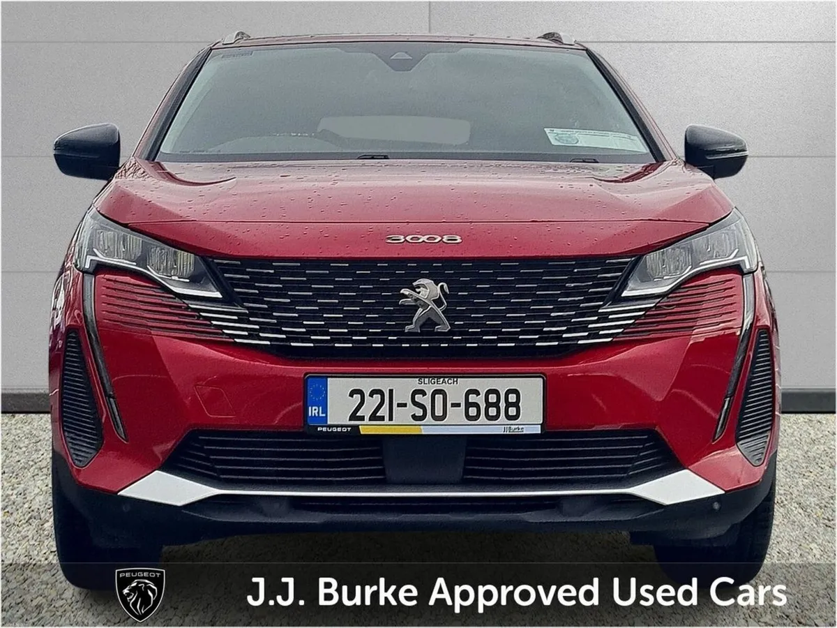 Peugeot 3008 1.2 PureTech 130bhp Allure - Image 2