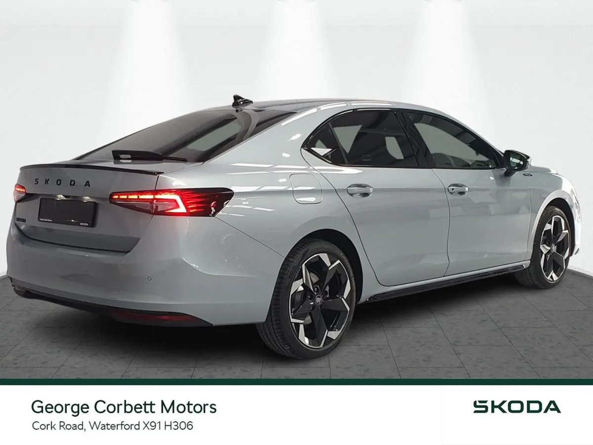 Skoda Superb Sportline 2.0TDi 150HP DSG - Availabl - Image 3