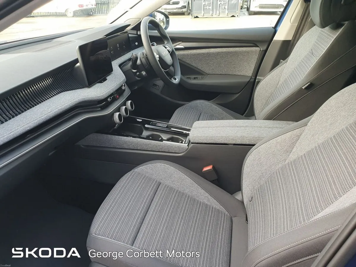 Skoda Superb Selection 2.0TDi 150 DSG - Available - Image 4