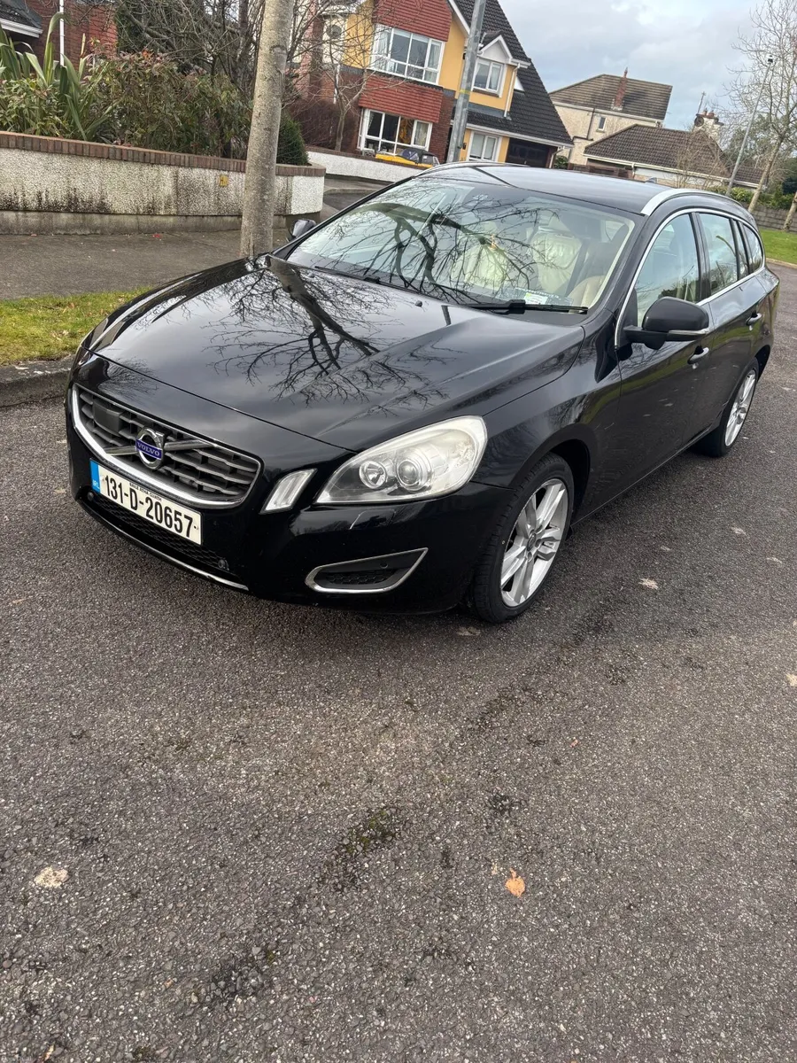 Volvo V60  1.6 Diesel Automatic 29/08/26 - Image 2