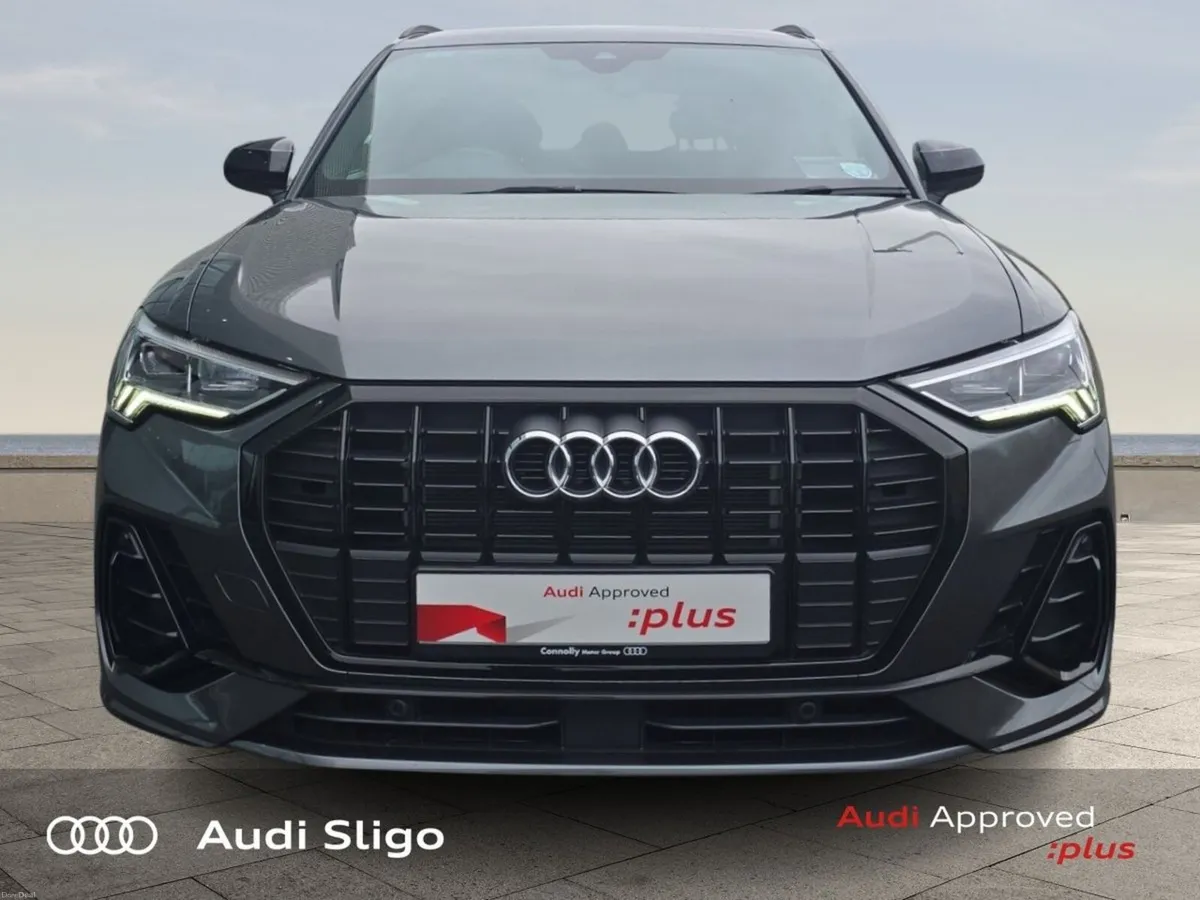 Audi Q3 1.4TFSI E Black Edition S Line - Plug-in H - Image 3