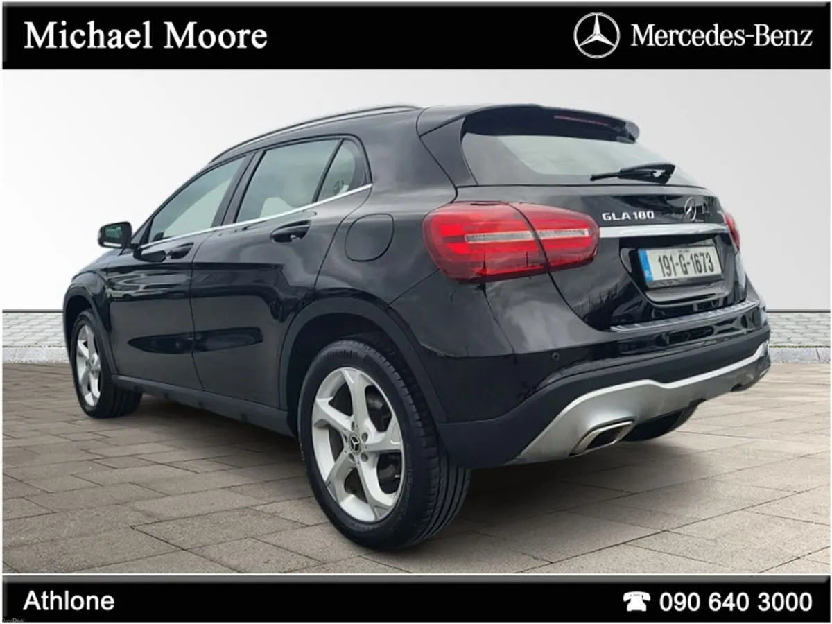 Mercedes-Benz GLA GLA180  URBAN AUTO *1 OWNER, IRI - Image 3