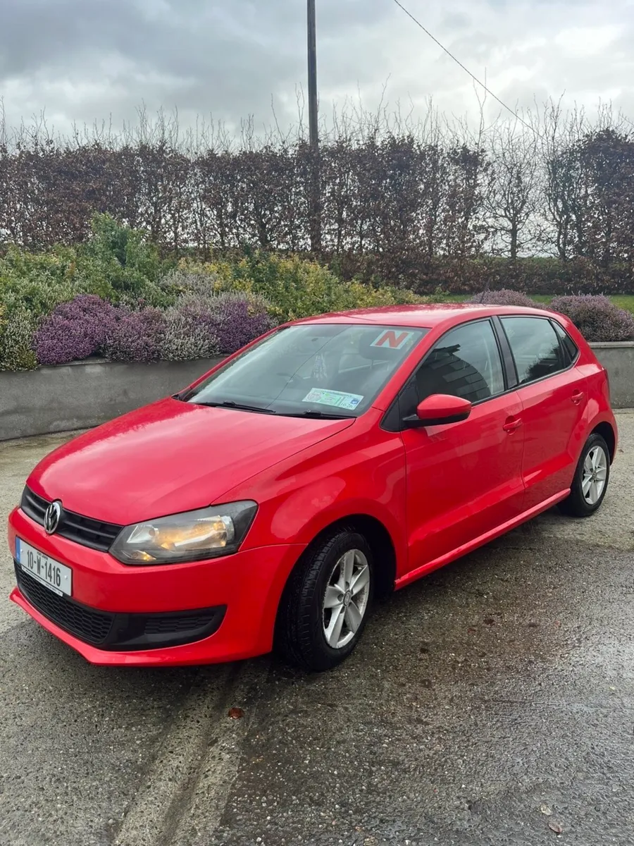2010 Red Volkswagen Polo - Image 2