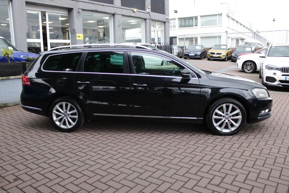 Volkswagen Passat 2014 - Image 3