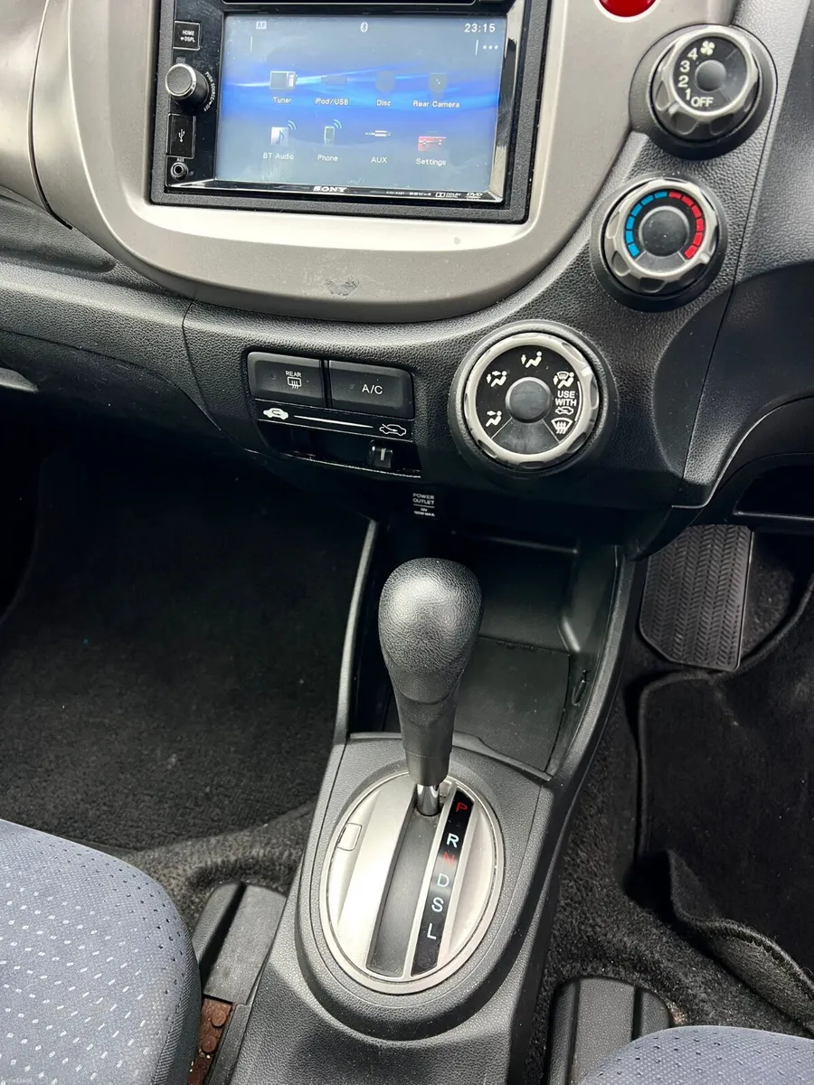 Honda Fit 2008 1.3 Petrol new nct 3/27 tax 3/26 - Image 2