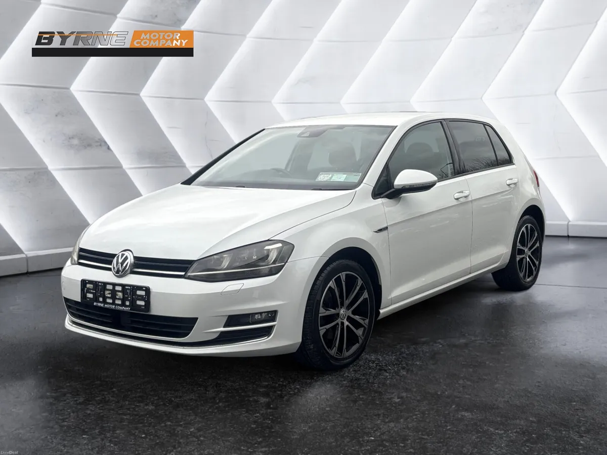 VOLKSWAGEN GOLF 1.4 MILANO EDITION AUTO 2015 - Image 1