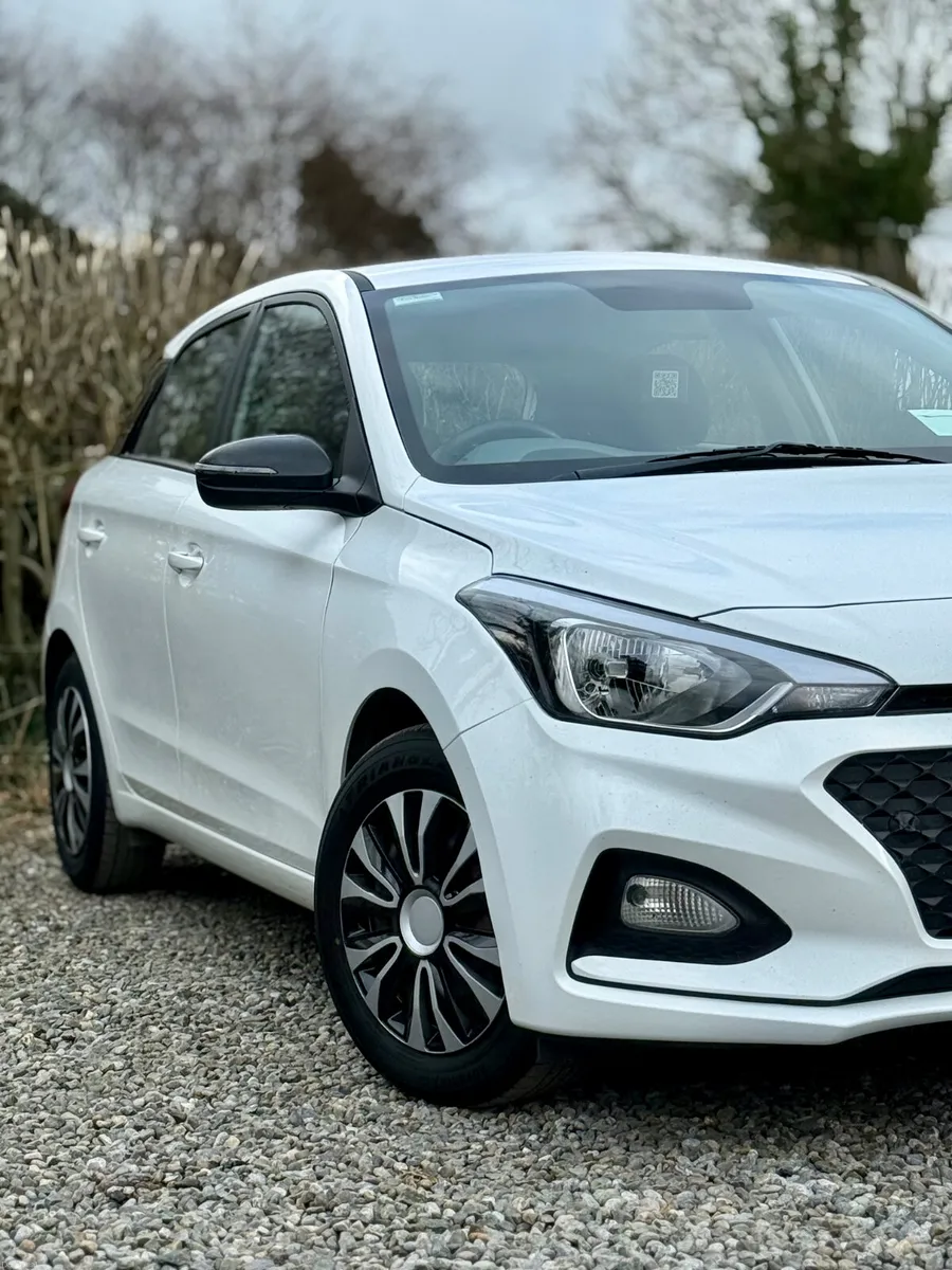 2019 Hyundai i20 1.2 Classic - Image 4