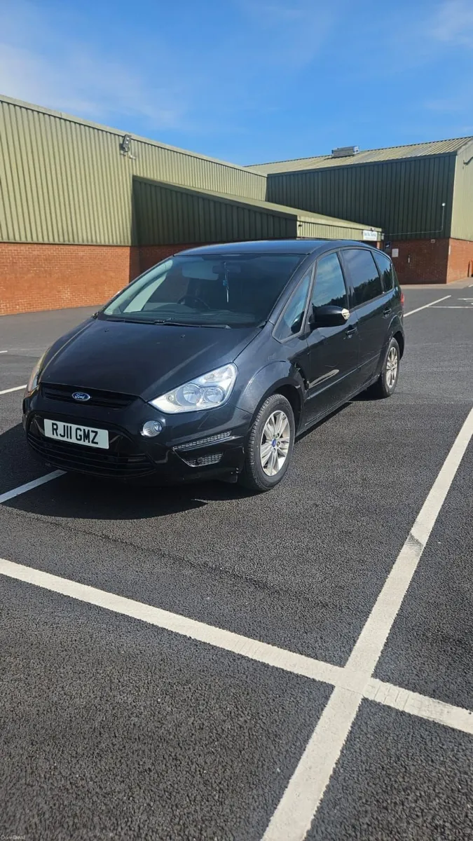 Ford S-Max 2011 - Image 3