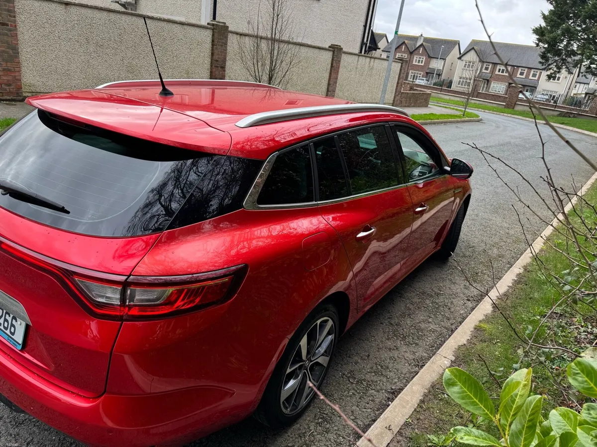 2018 Renault Megane Sport Tourer - Image 4