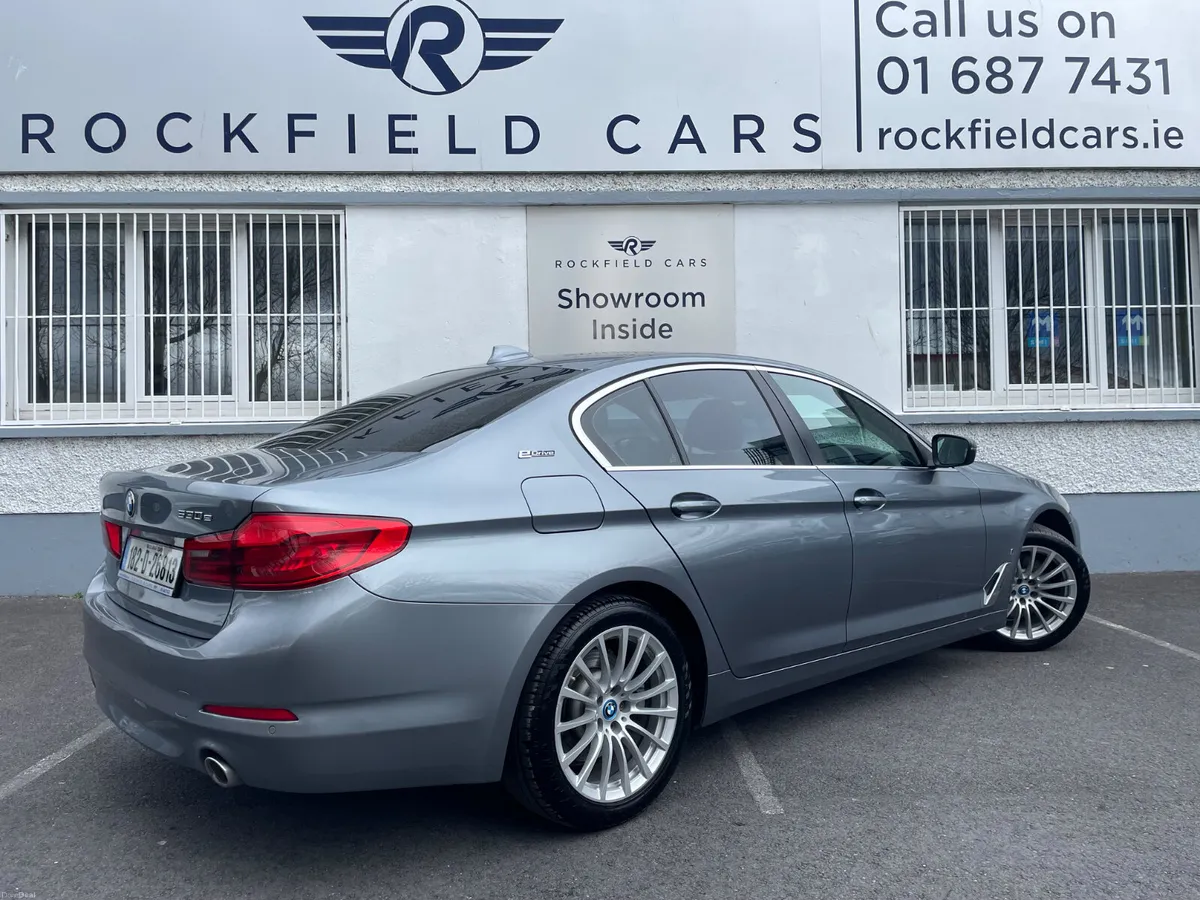 AUTO-HYBRID-530E-APPLE PLAY-170TAX-LEATHER - Image 4