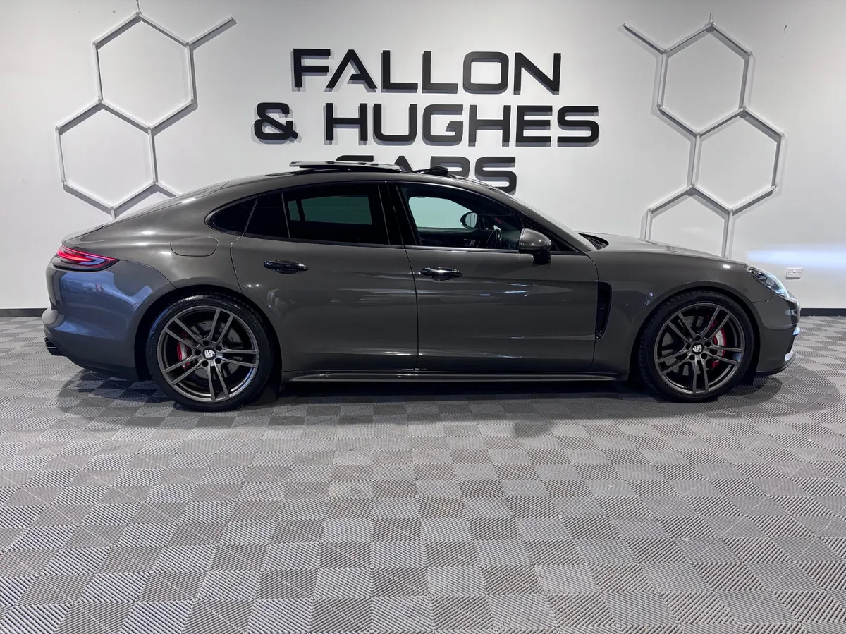 2017 PORSCHE PANAMERA 3.0 S E-HYBRID // HIGH SPEC - Image 4