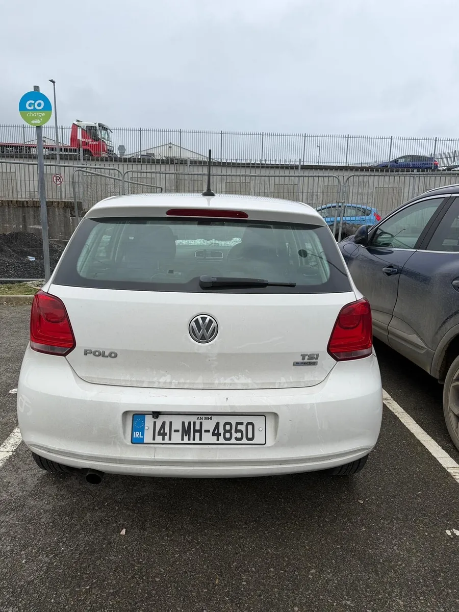 2014 Volswagen Polo TSI (BlueMotion)47,000KM ! - Image 2