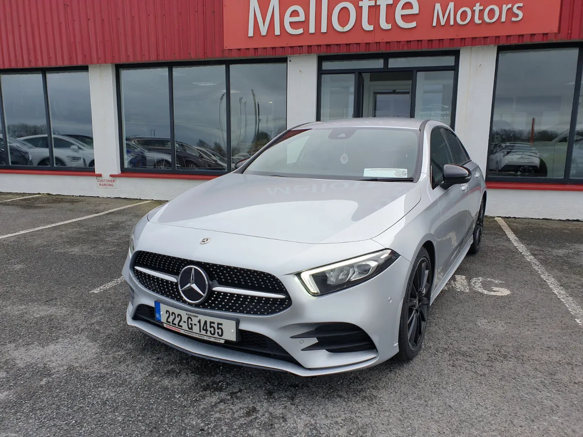 Mercedes-Benz A180D AMG LINE AUTO - Image 1