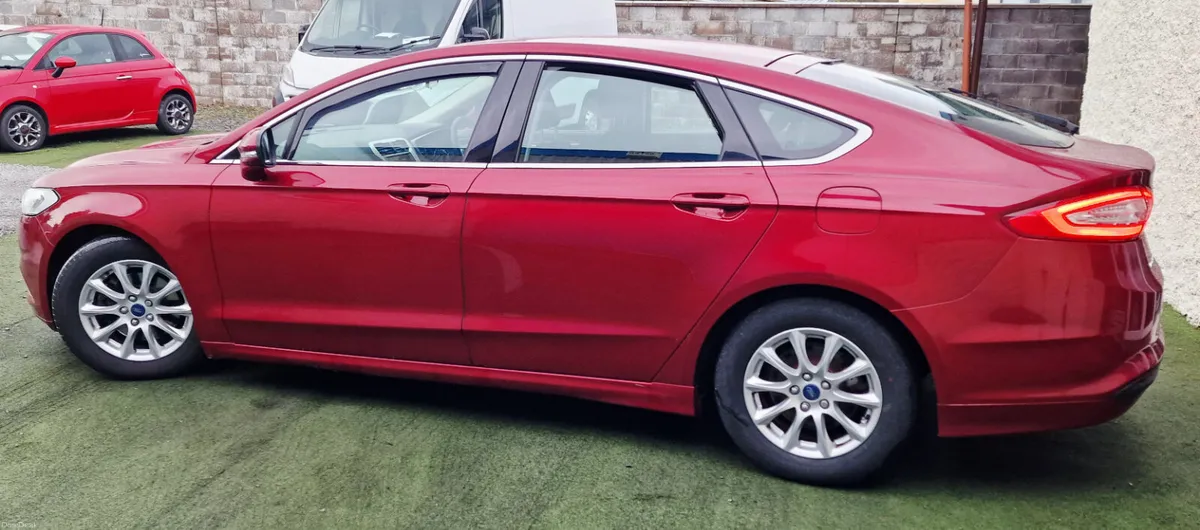 Ford Mondeo 1.5TDCI ZETEC 5DR NCT TAX - Image 3