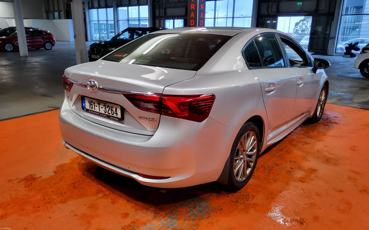 Toyota Avensis 2016 - Image 4