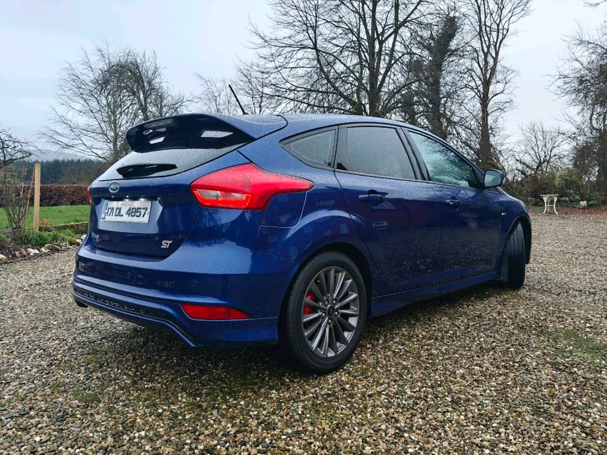 Ford Focus ST-Line - Image 4