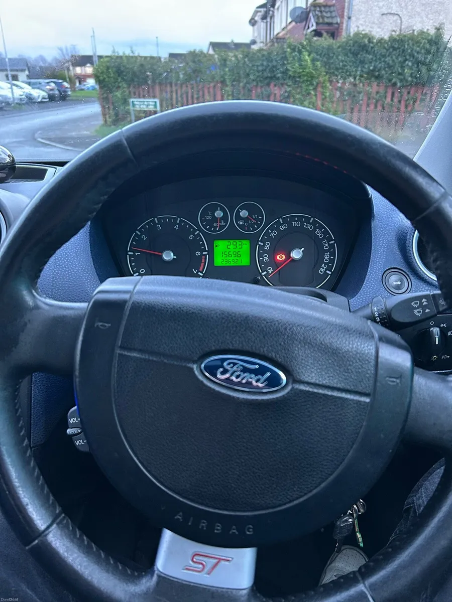 Ford Fiesta 2006 1.25 (ST Seats) - Image 3