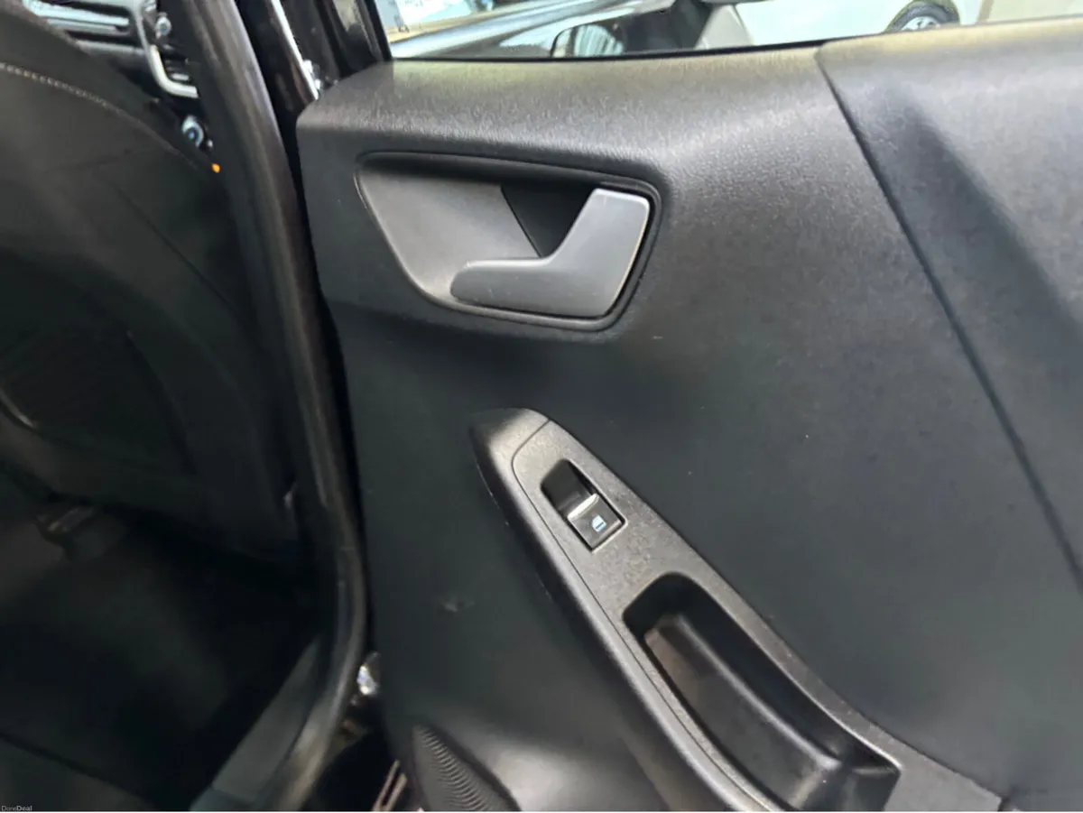 Ford Puma TITANIUM 5DR 1.0T 125 MHEV - Image 3