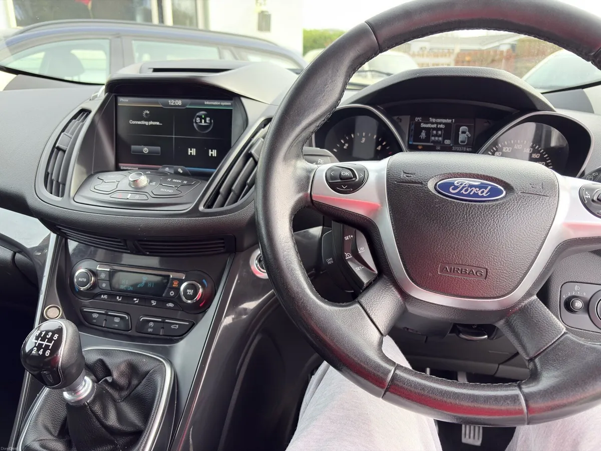 Ford Kuga 2016 - Image 3