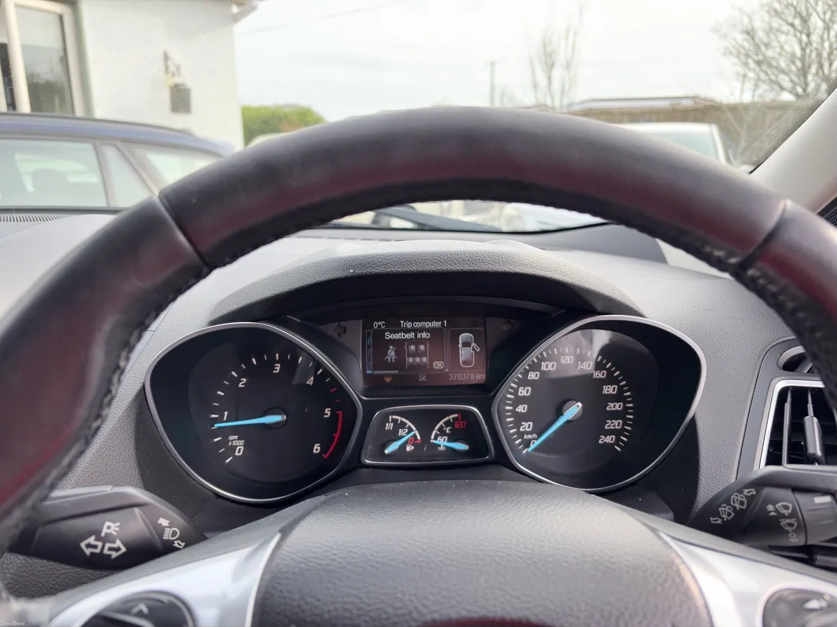 Ford Kuga 2016 - Image 2