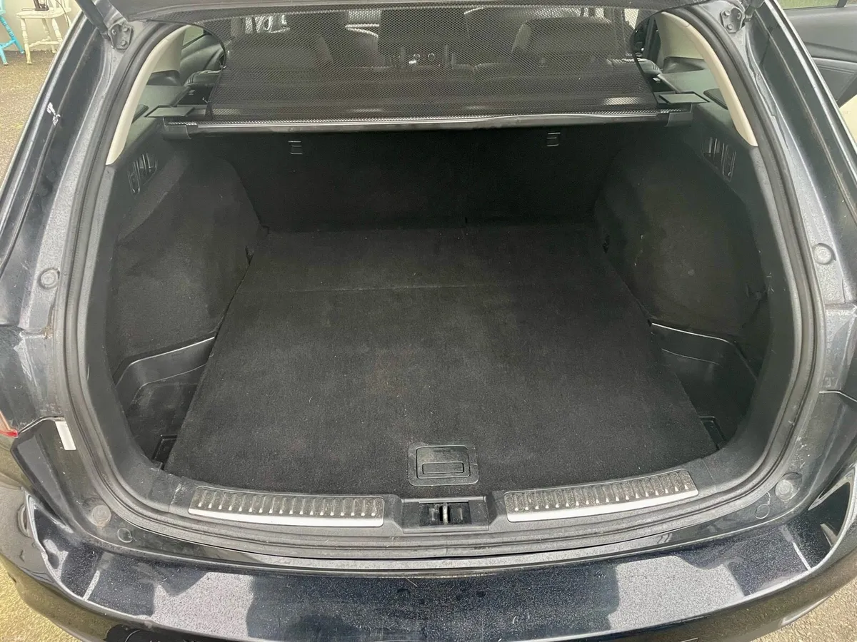 2013 Mazda 6 estate 2.2Diesel High spec - Image 4
