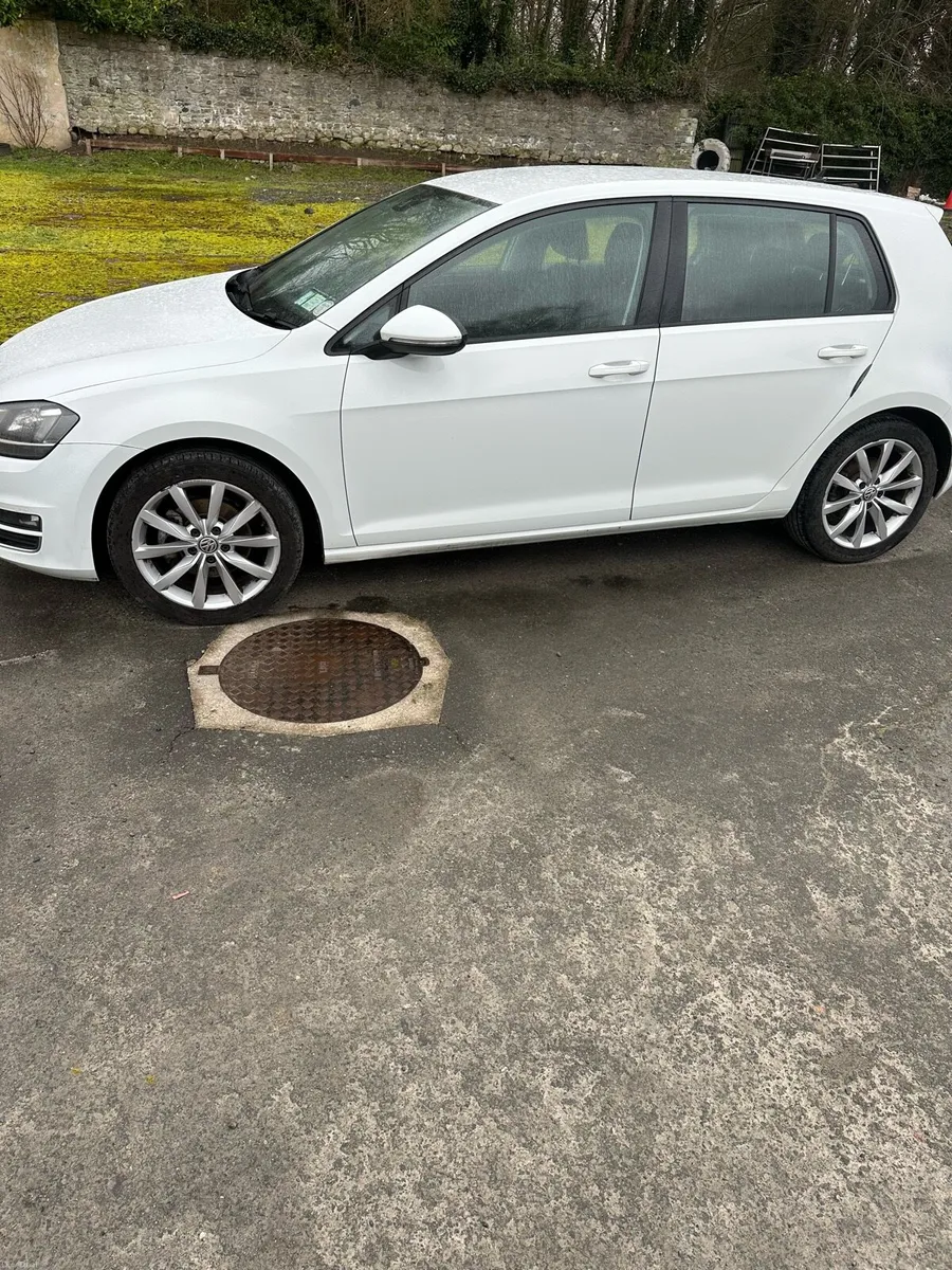 Volkswagen Golf - Image 4
