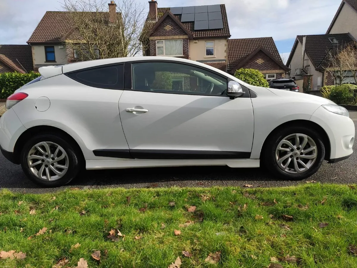 Renault Megane 2013 - Image 1