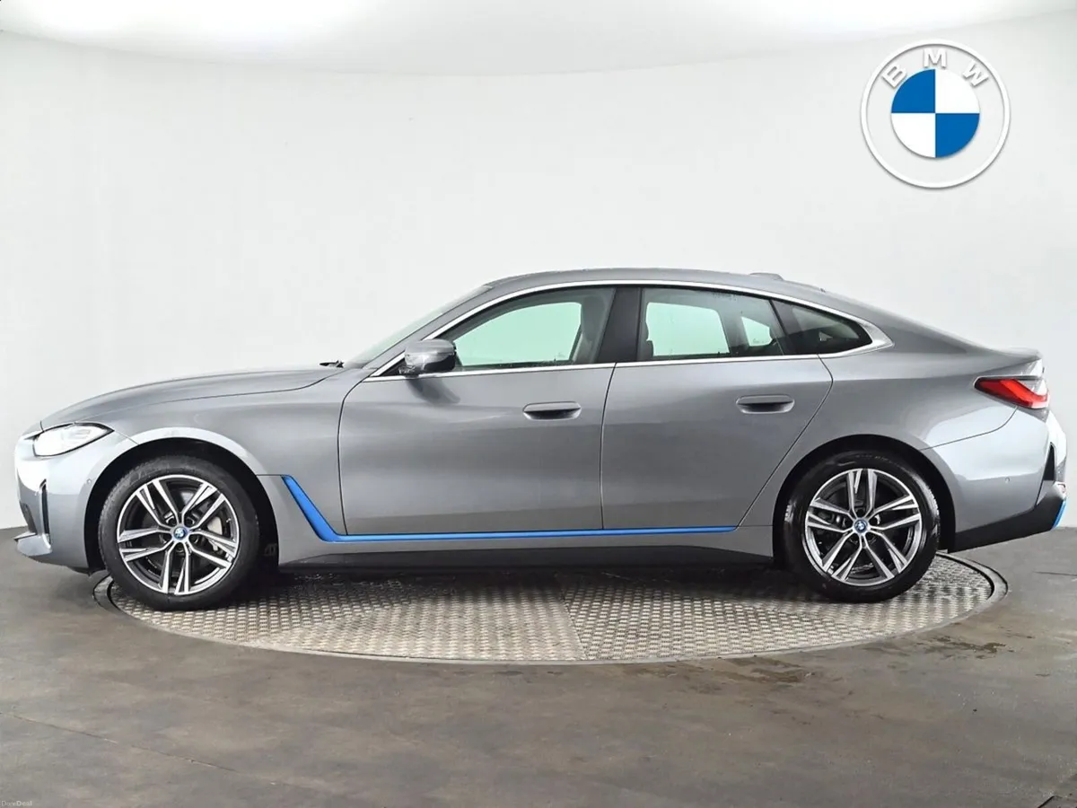 BMW i4 eDrive35 Sport - Image 3