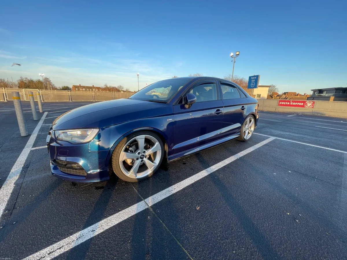 Audi A3 2015 - Image 2