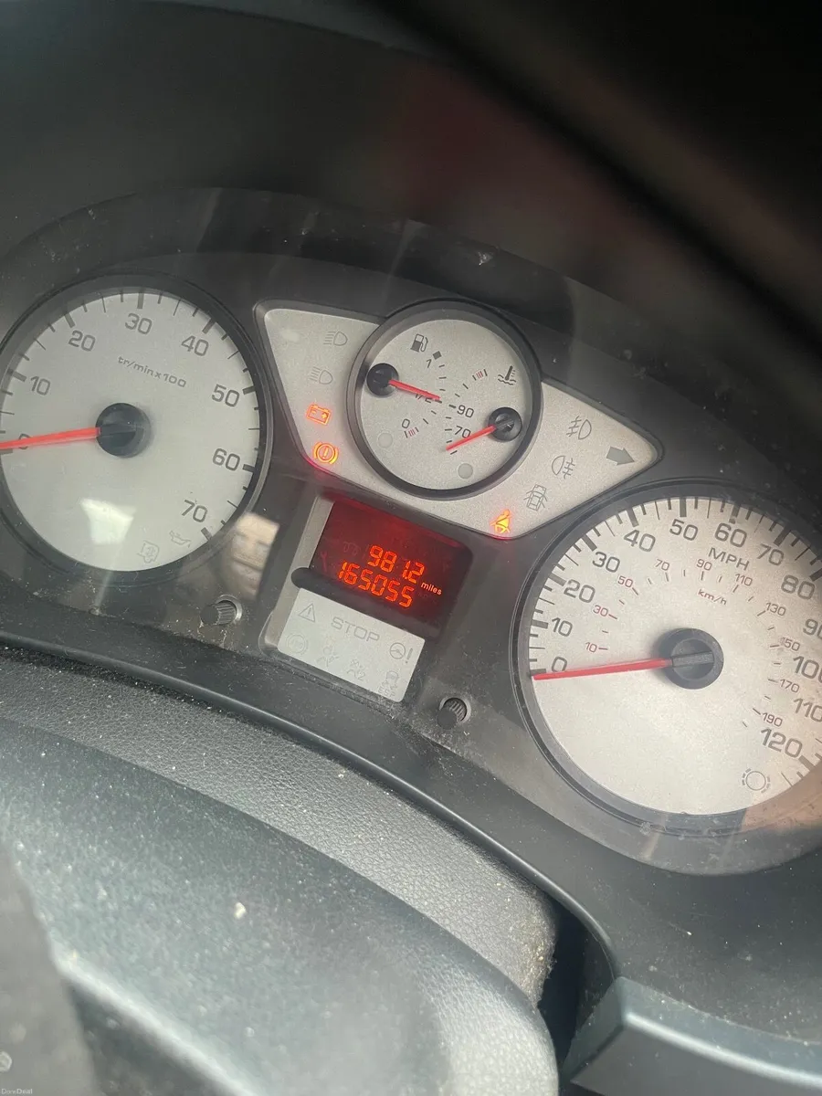 Peugeot Partner Tepee 2010 - Image 2