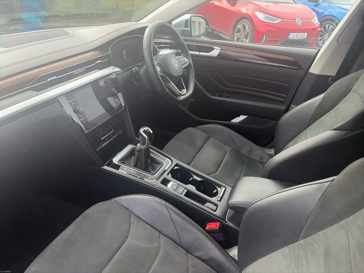 Volkswagen Arteon ELEGANCE 2.0TDI 150HP MANUAL - Image 3