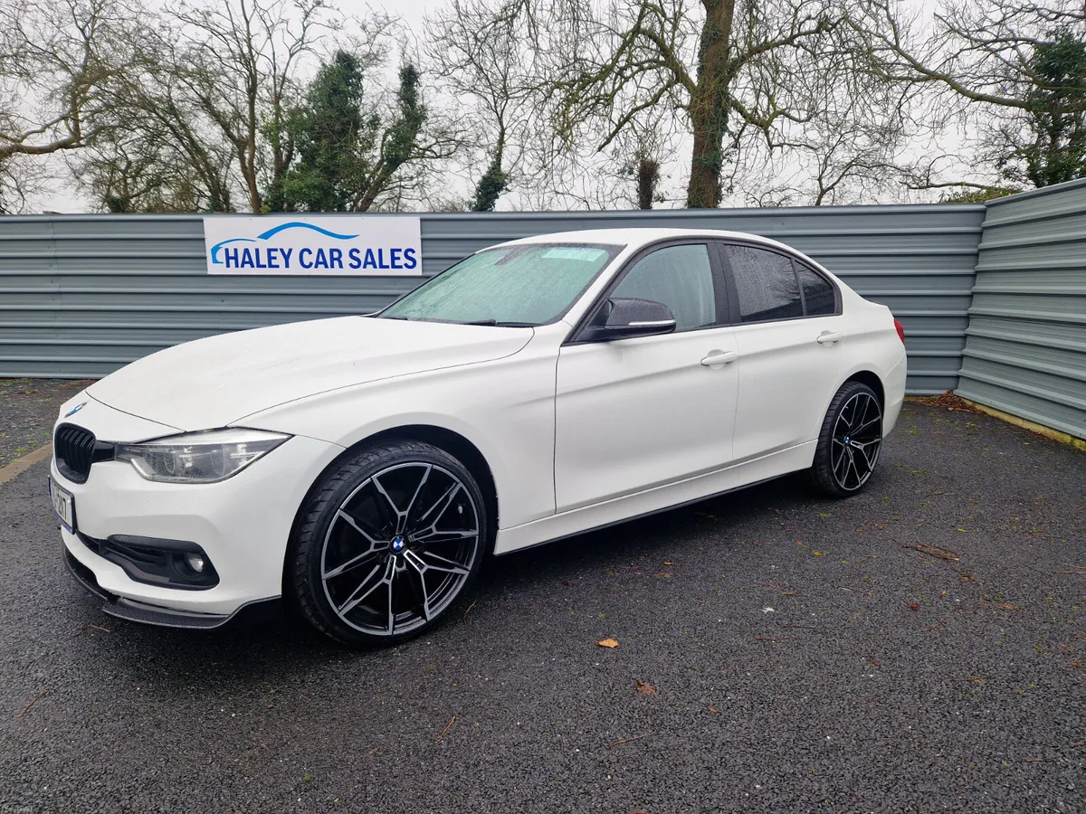 17 BMW 320D...AUTOMATIC...XDRIVE... - Image 3