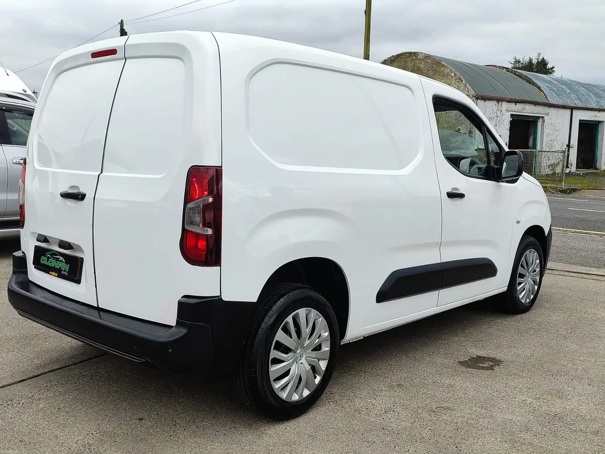 PEUGEOT PARTNER 6 SPEED DIESEL - Image 4