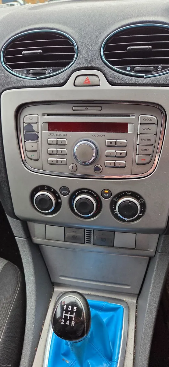 Ford Focus 2010 - Image 4