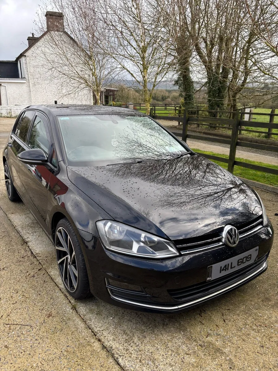 Low Milage VW Golf TD red I - Image 1