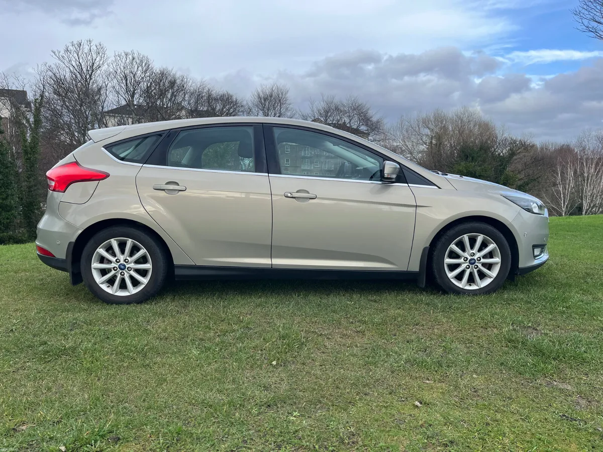 2015 Ford Focus 1.0 1 OWNER 65K KMS NEW WET BELT! - Image 4