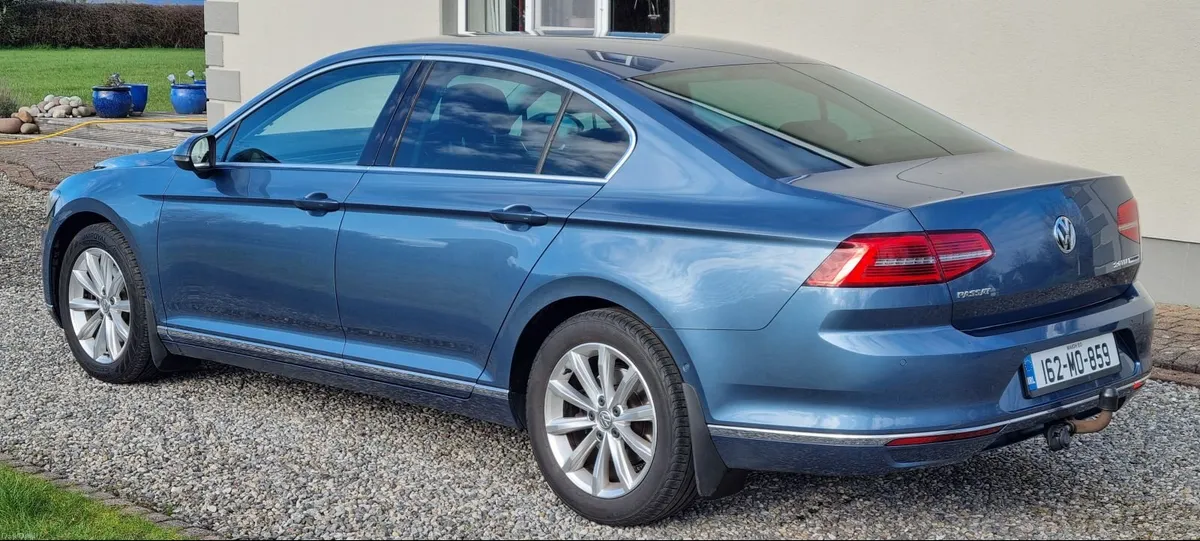 VWPassat 2016 2.0L  VW Main Dealer Service History - Image 3