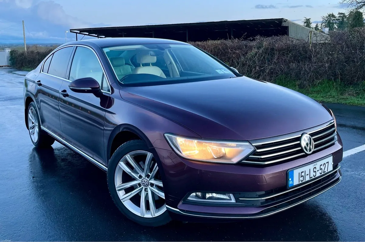 Volkswagen Passat Highline - Image 1