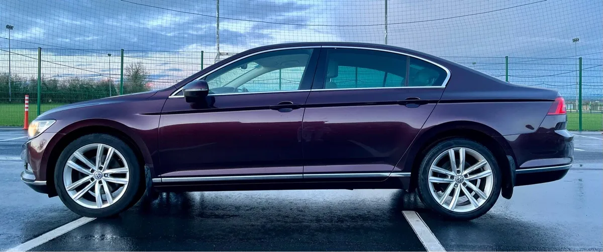Volkswagen Passat Highline - Image 4