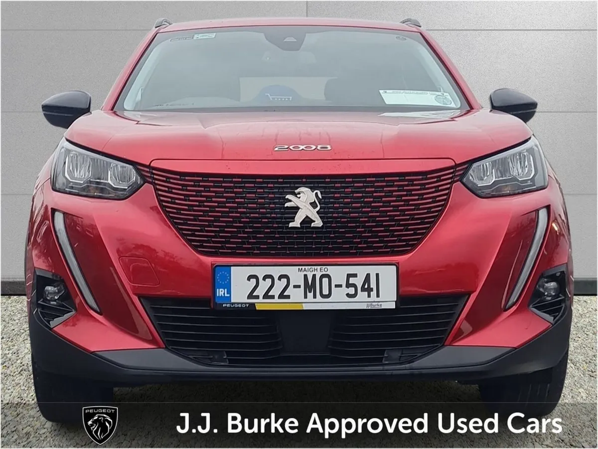 Peugeot 2008 Electric 136bhp (50 kWh) Allure - Image 2