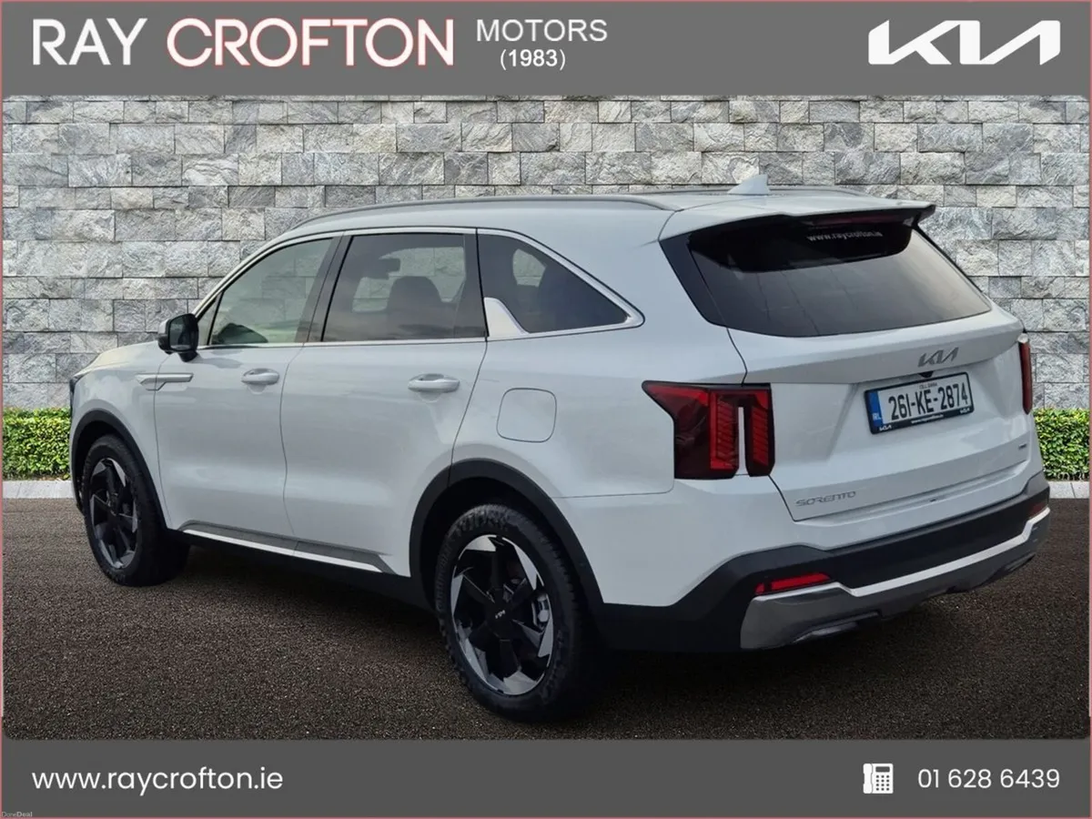 Kia Sorento PE SEM PHEV **Pre-Reg** 3.9% APR - Image 3