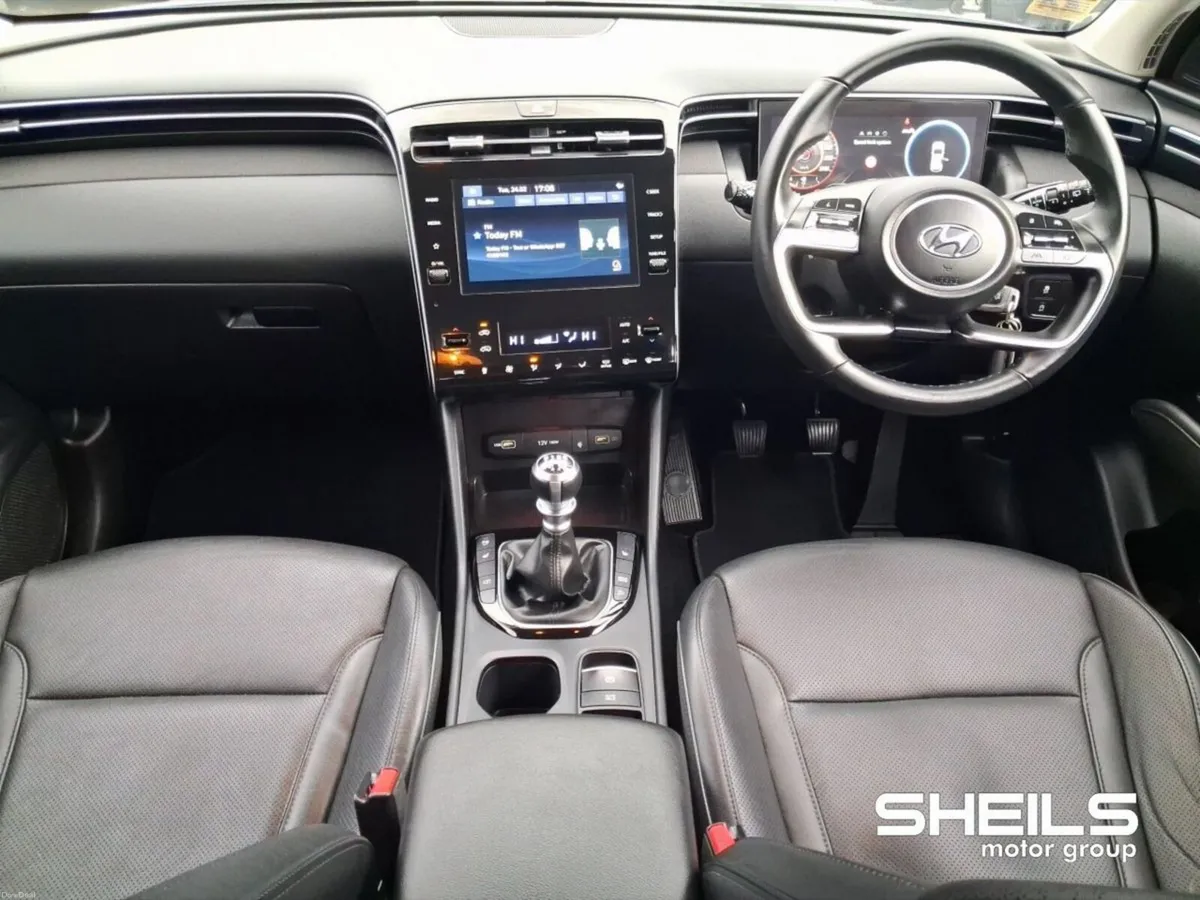 Hyundai Tucson 2WD Executive - Image 3