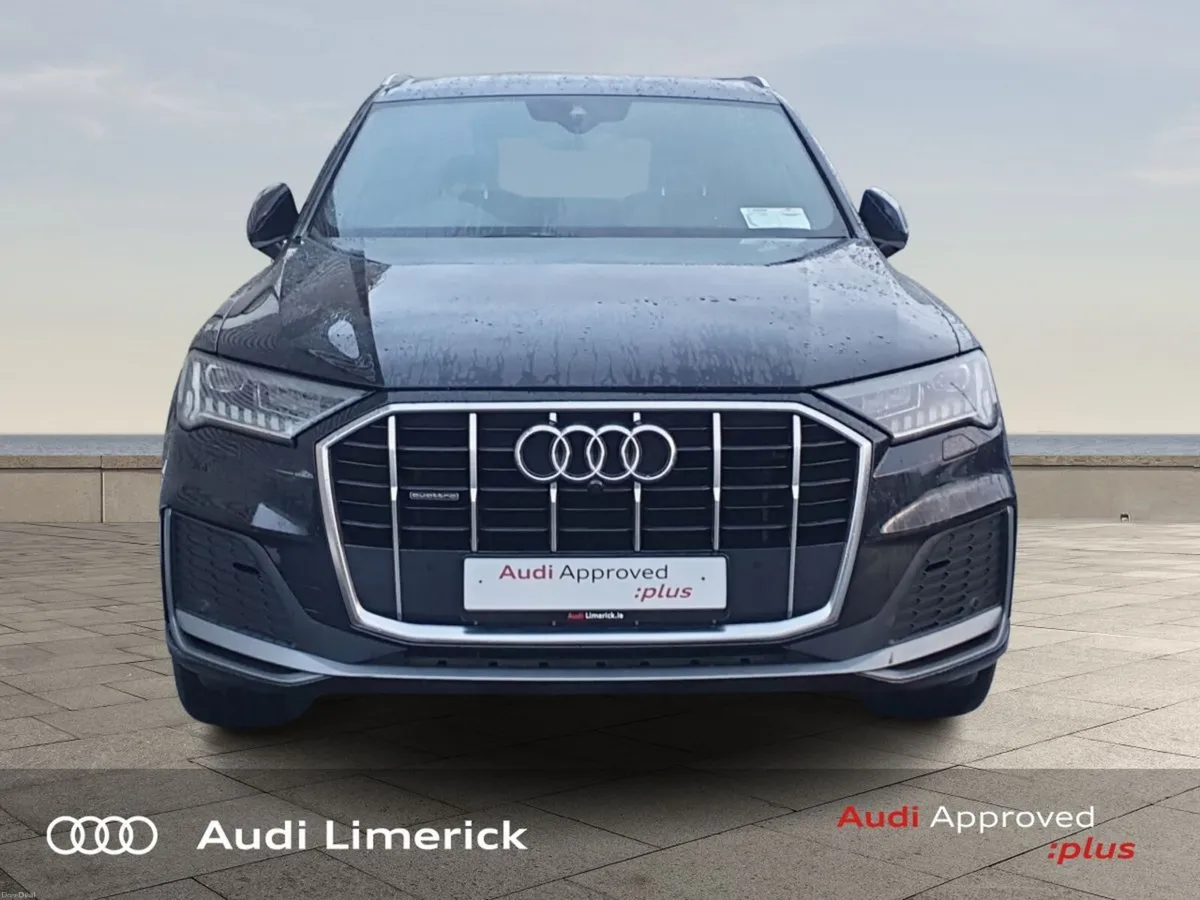 Audi Q7 55 TFSI e S Line TIP - Image 3