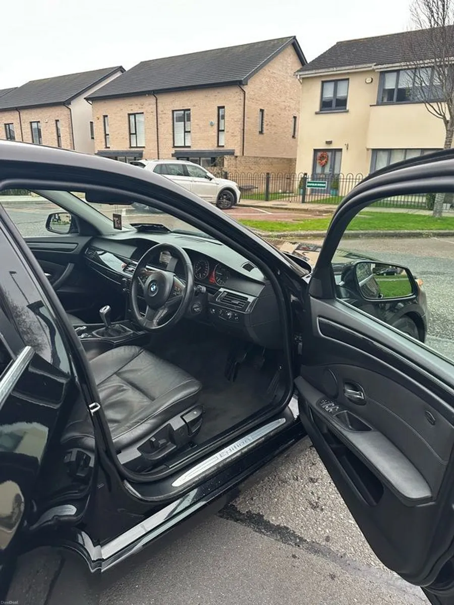 2010 Bmw 5-series - Image 4