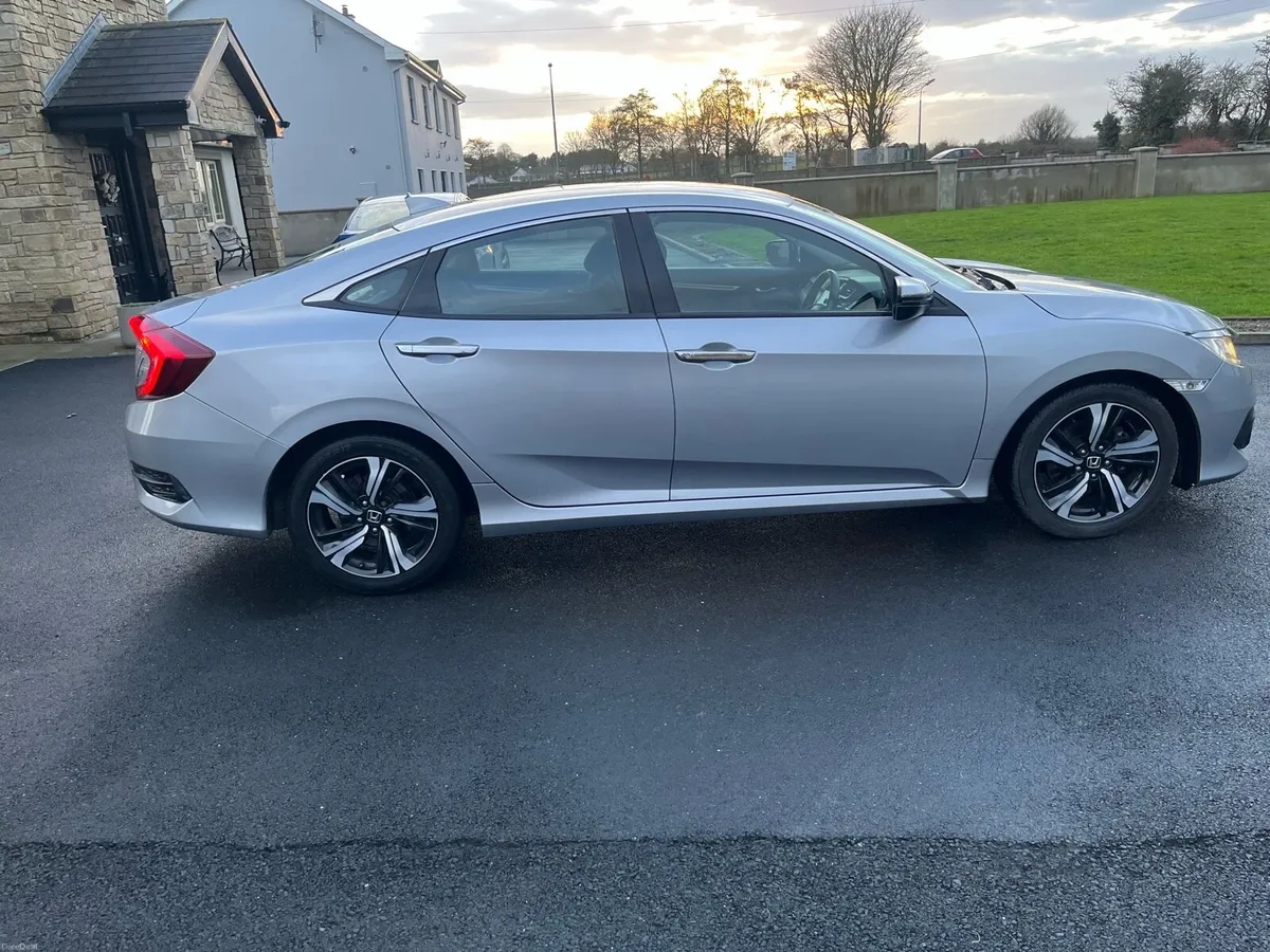 191 Honda Civic I-DTec Smart Plus - Image 4
