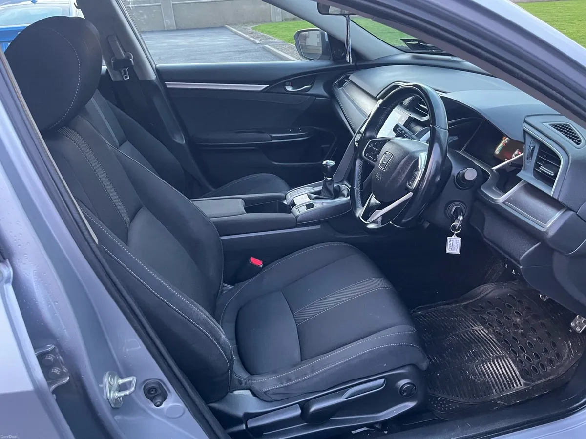 191 Honda Civic I-DTec Smart Plus - Image 5