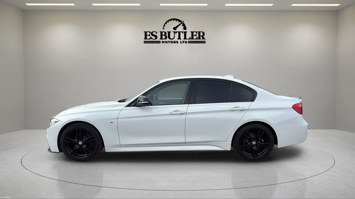 2016 BMW 320d 2.0L AUTO MSport Pro ONLY 69,000MKS - Image 2