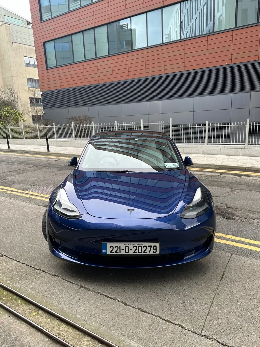 Tesla Model 3 2022 rwd - Image 1