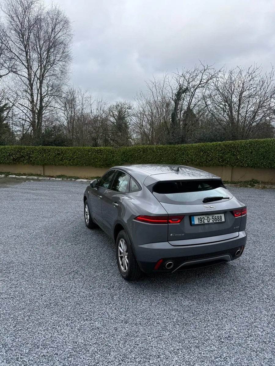 Jaguar E Pace - Image 3