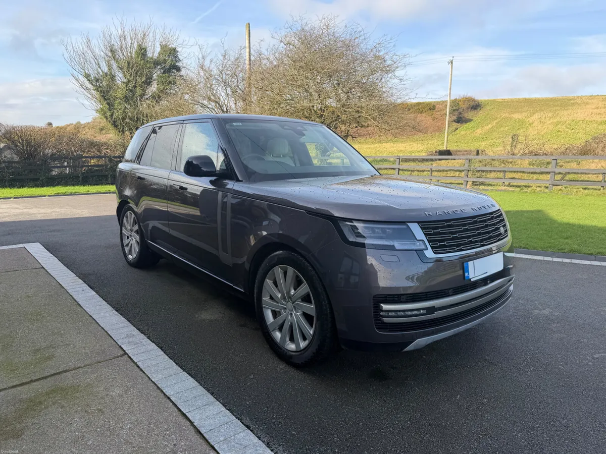 Land Rover Range Rover 2023 - Image 2